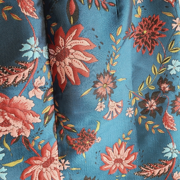 Ann Taylor Loft Straight Faux Wrap Skirt - Size 4 - Picture 3 of 4